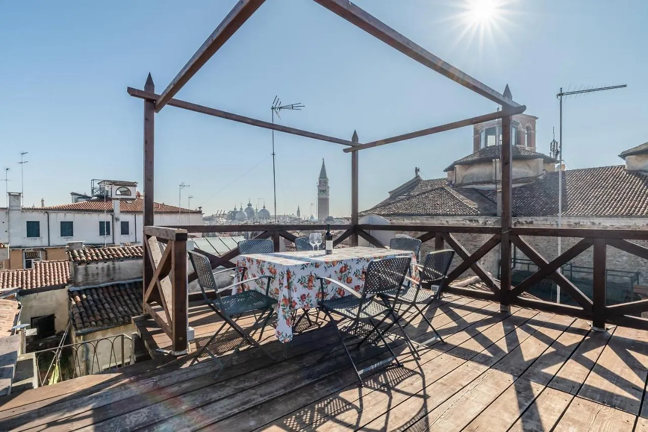 San Marco Vista Sui Tetti Veneziani Apartment