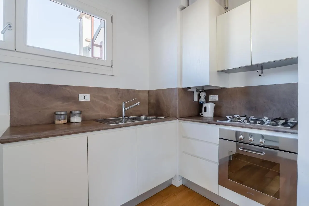 San Marco Vista Sui Tetti Veneziani Apartment  Venedig